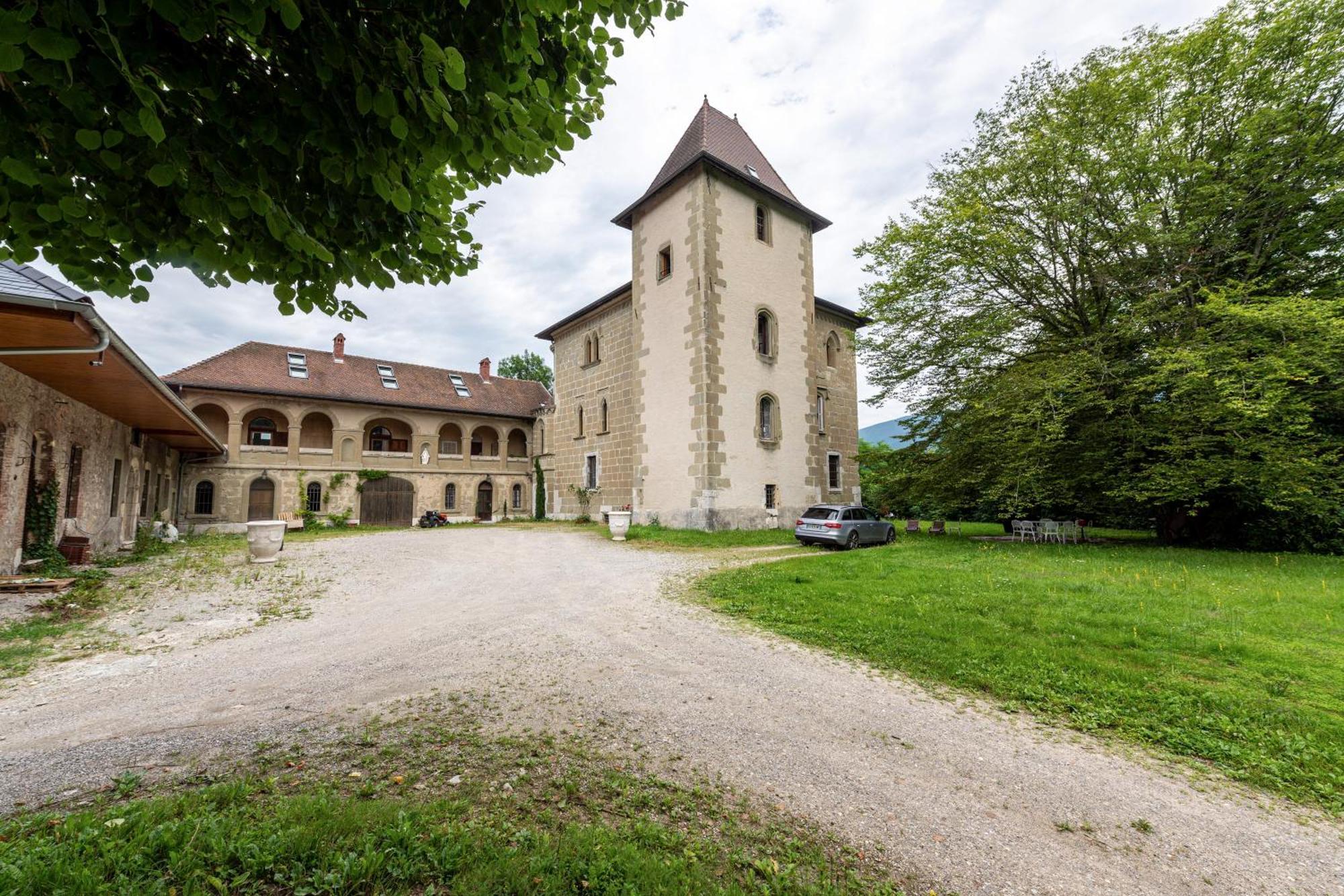 Апартаменти Chateau De Montpon - Grand Logement Saint-Sylvestre  Екстер'єр фото
